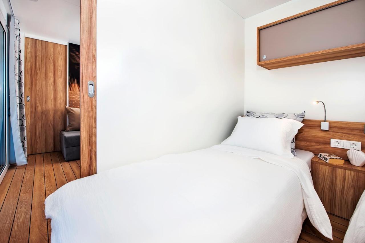 Pineta Mobile Home In Porton Biondi Camp Rovinj Extérieur photo