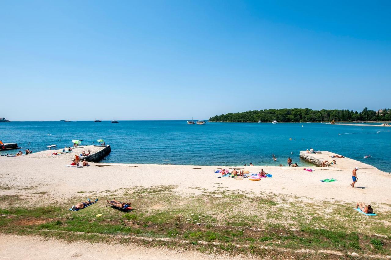 Pineta Mobile Home In Porton Biondi Camp Rovinj Extérieur photo