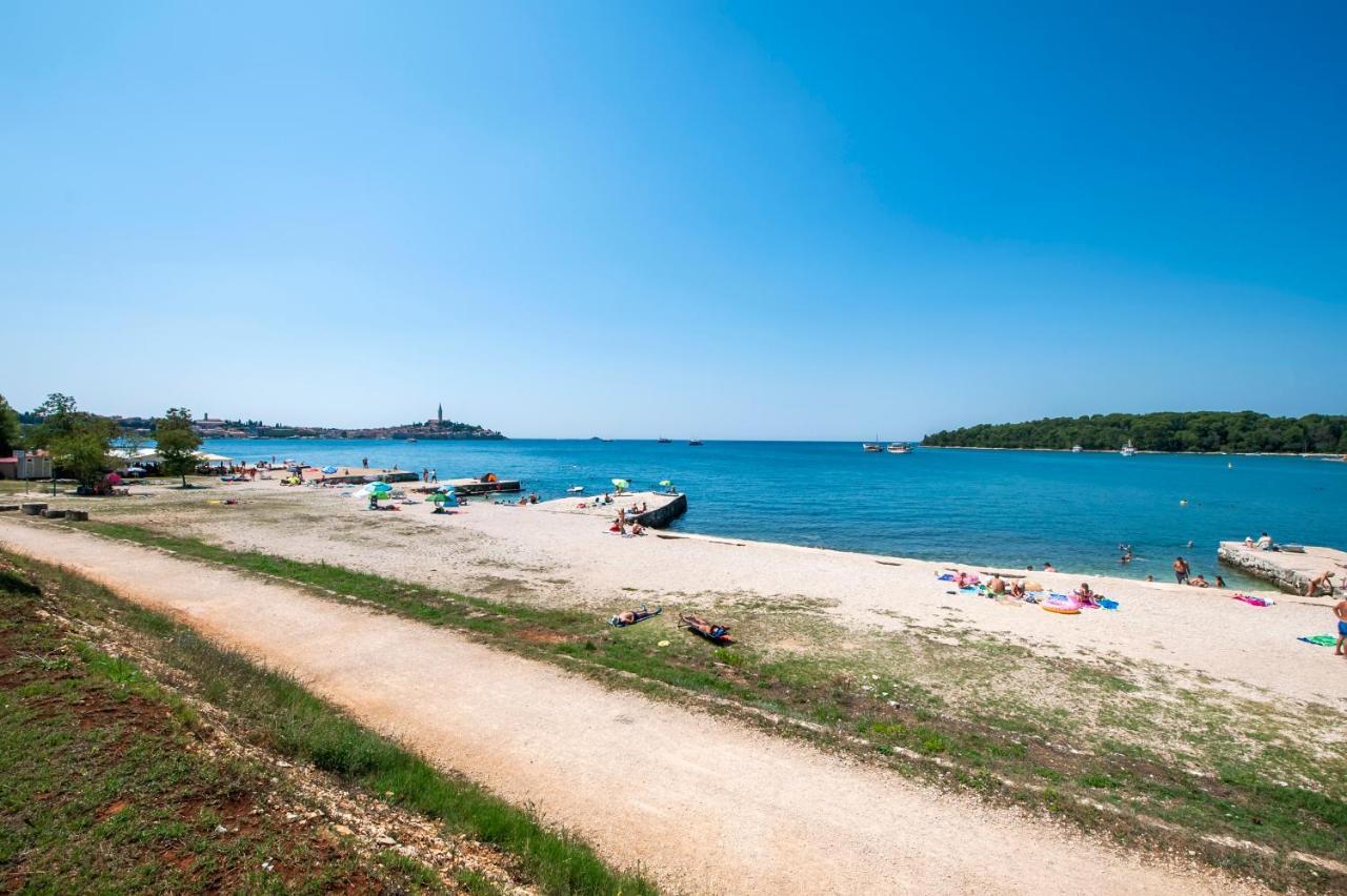 Pineta Mobile Home In Porton Biondi Camp Rovinj Extérieur photo