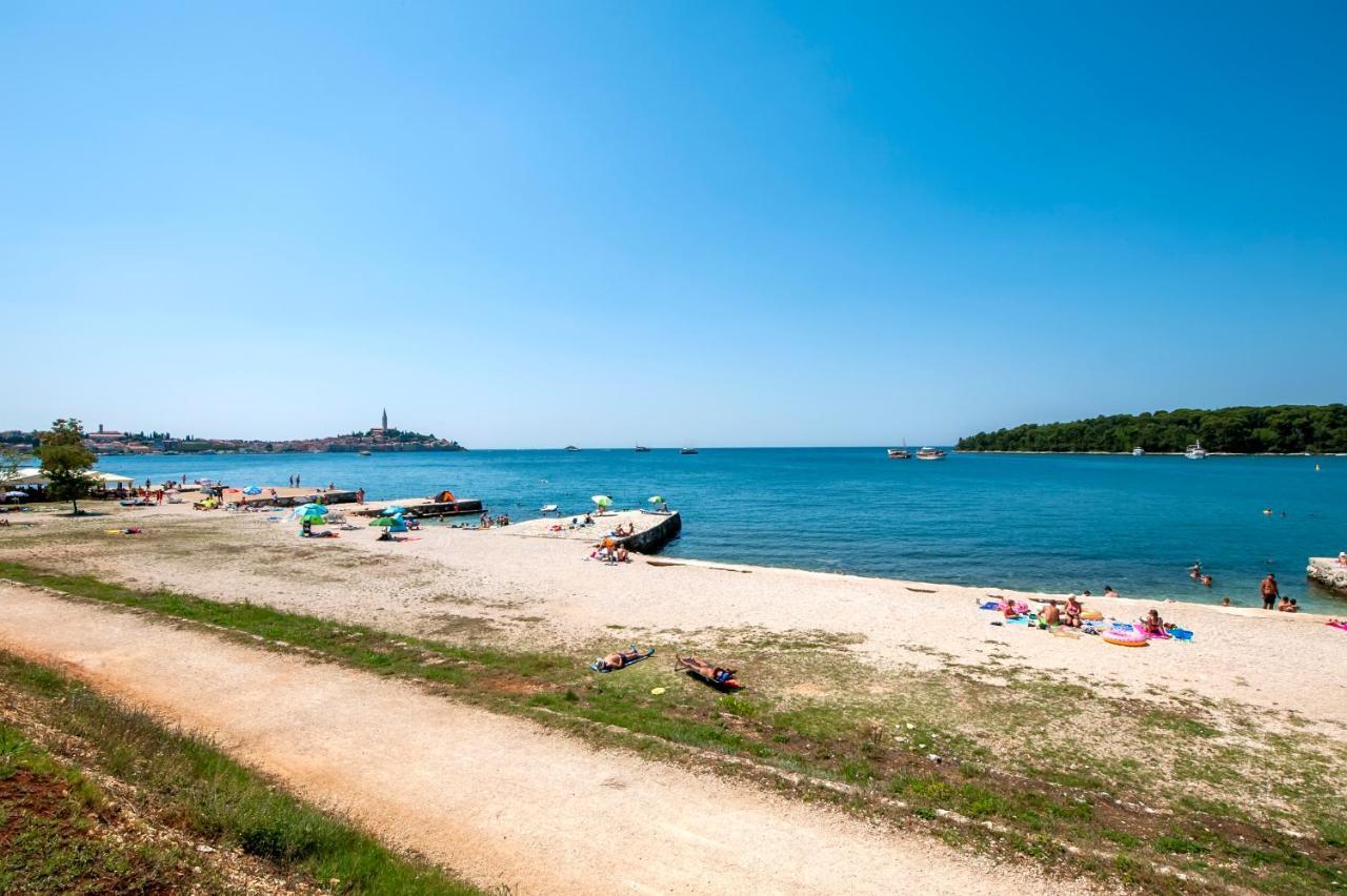 Pineta Mobile Home In Porton Biondi Camp Rovinj Extérieur photo