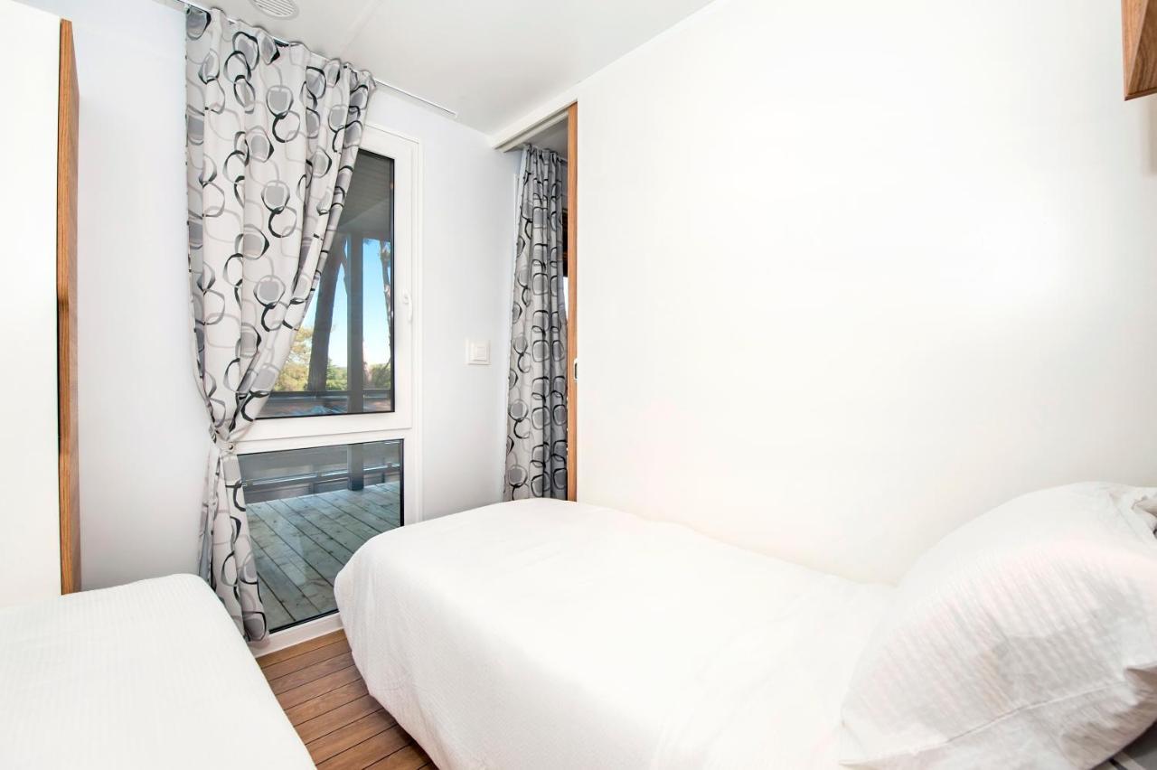 Pineta Mobile Home In Porton Biondi Camp Rovinj Extérieur photo