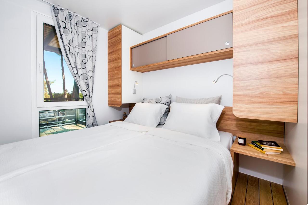 Pineta Mobile Home In Porton Biondi Camp Rovinj Extérieur photo